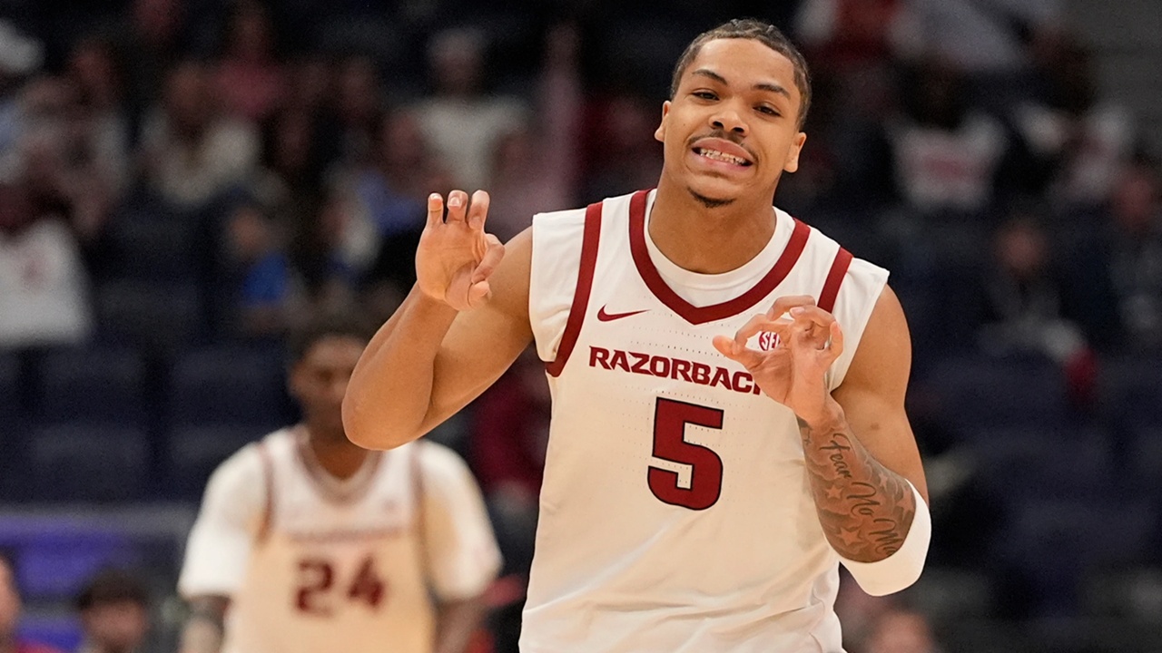 Arkansas Kalahkan Hawaii untuk Menangkan Babak Pertama March Madness