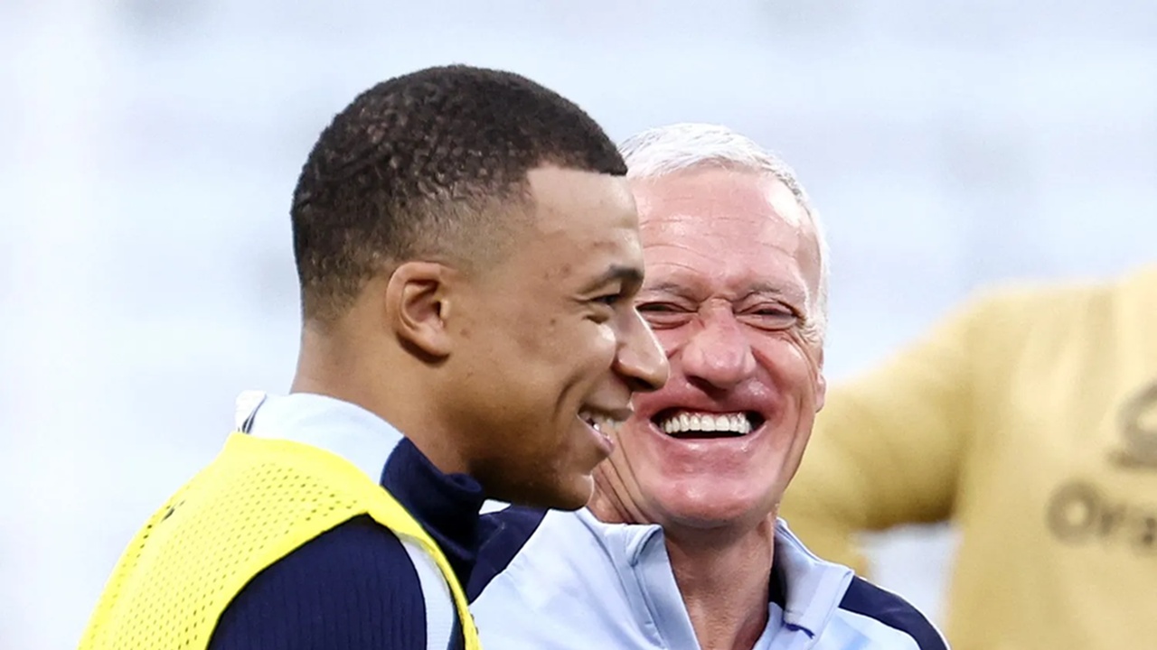 Didier Deschamps Beberkan Alasan Tetap Memanggil Kylian Mbappe