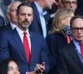 Josh Kroenke Hadiri Final Carabao, Bahas Transfer Arsenal