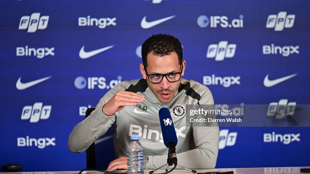 Liam Rosenior Tegaskan Chelsea Harus Bangkit saat Hadapi Everton
