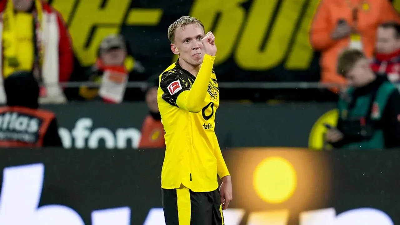 Maximilian Beier Tak Dipanggil ke Timnas, Legenda Dortmund Serang Nagelsmann