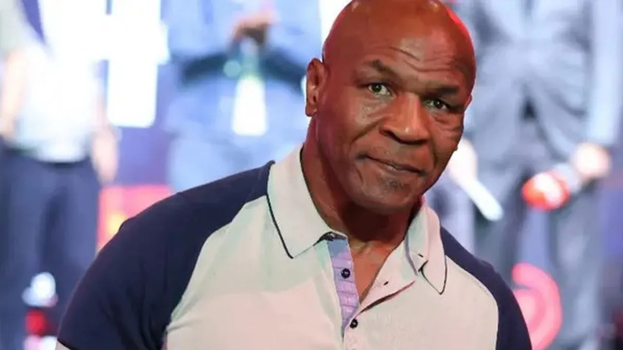 Mike Tyson Sebut Stevenson hingga Inoue sebagai Petinju Favorit