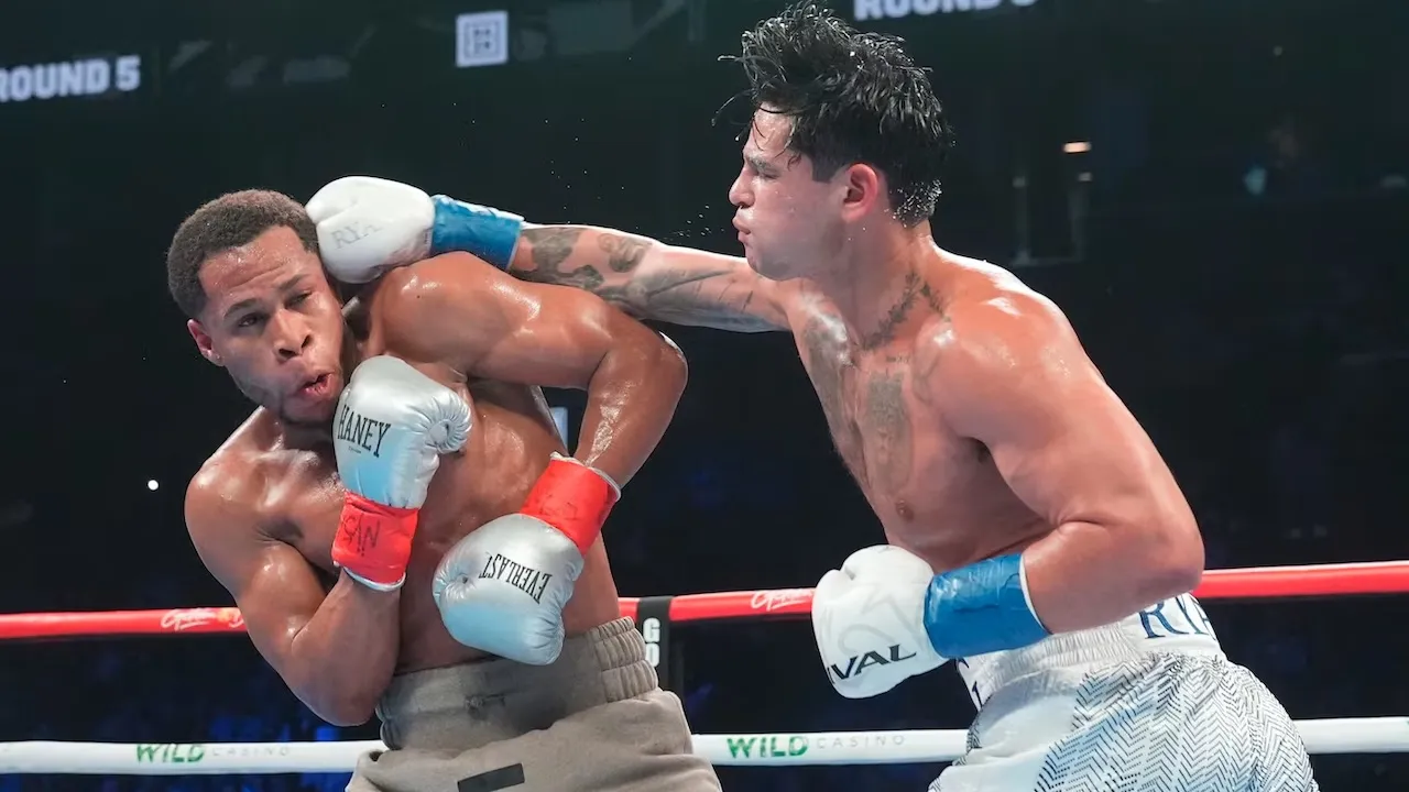 Robert Garcia Sebut Ryan Garcia Bisa Ulangi Kemenangan atas Devin Haney