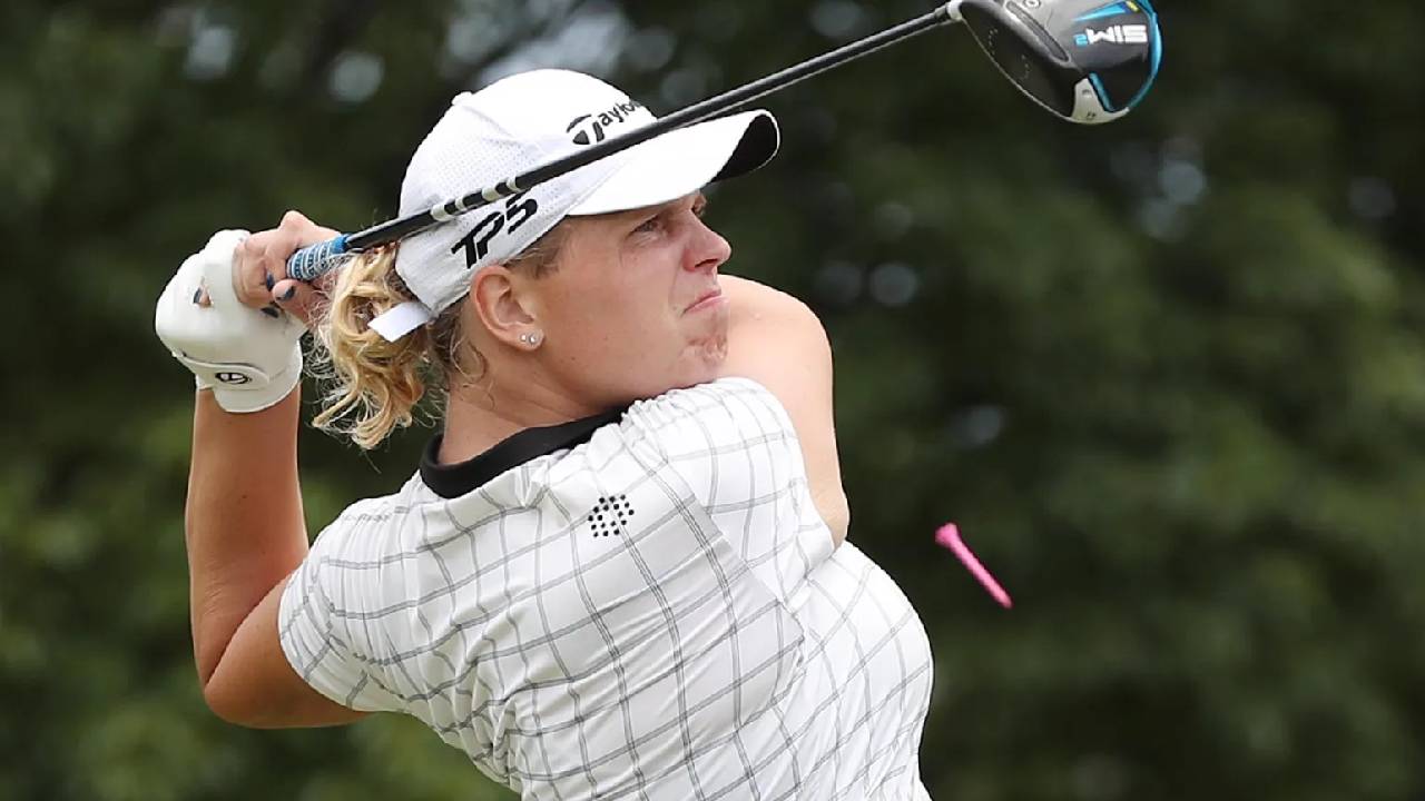 Pegolf Transgender Hailey Davidson Tuntut USGA dan LPGA soal Kebijakan Baru