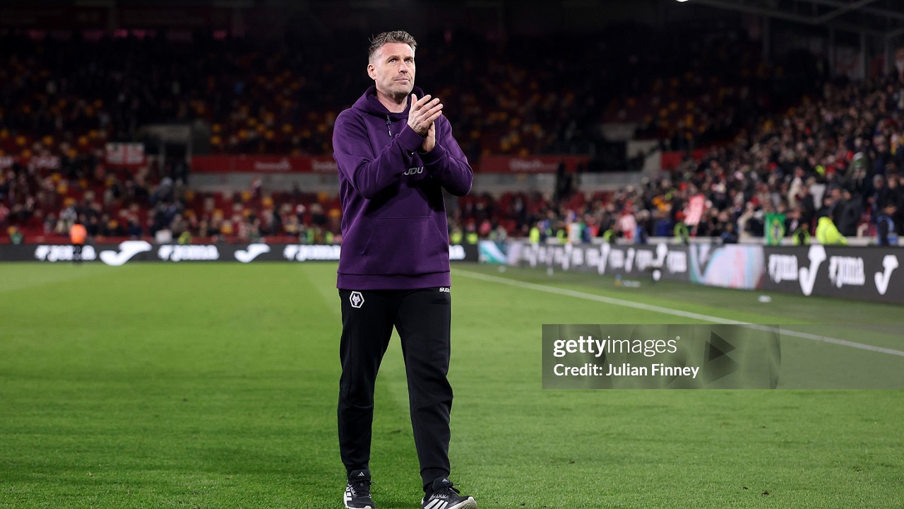 Rob Edwards Sebut Situasi Wolves Aneh Jelang Lawan West Ham