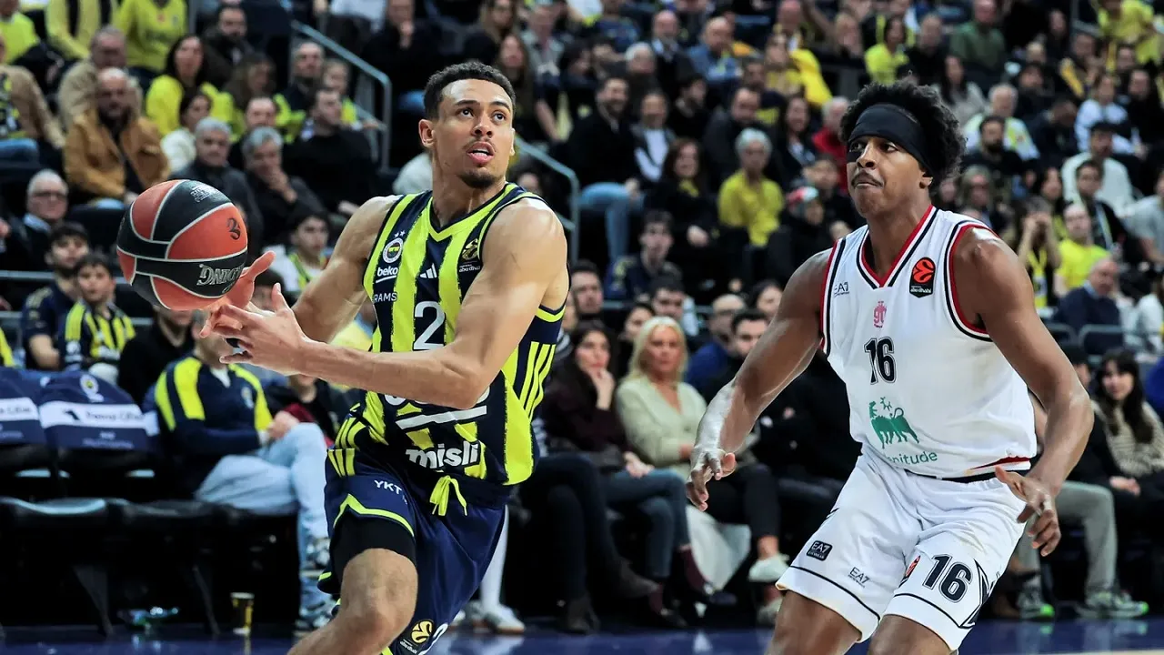 Sarunas Jasikevicius akui Fenerbahce Beko kesulitan lawan Armani Milan.