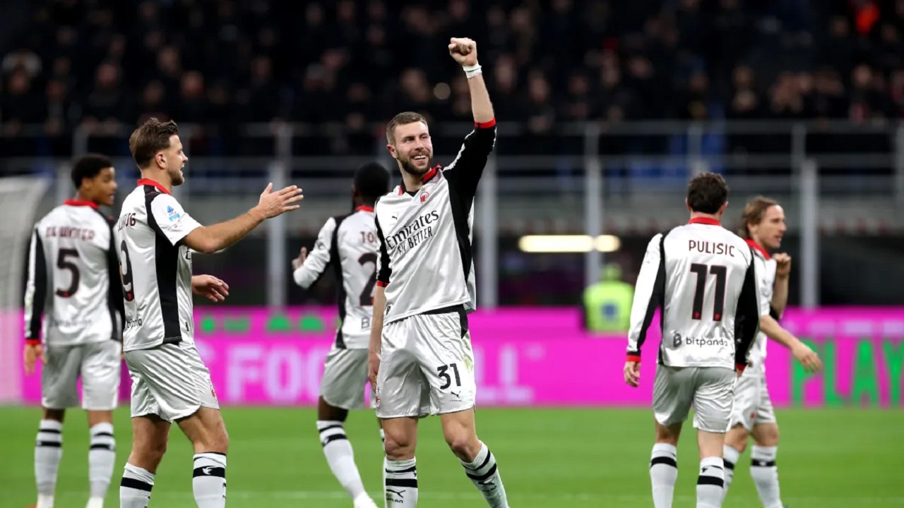 AC Milan Terus Bayangi Inter Milan di Puncak Klasemen Serie A