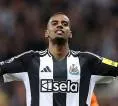 Ambisi Newcastle Terhambat, Jamie Carragher Soroti Dampak Transfer Alexander Isak