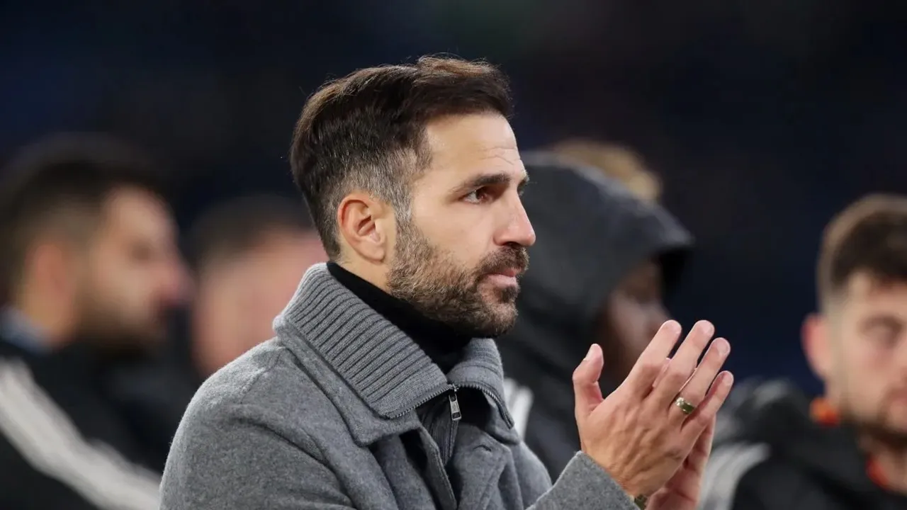 Bantai Pisa Dengan Skor 5-0, Cesc Fabregas: Tim Bermain Cerdas