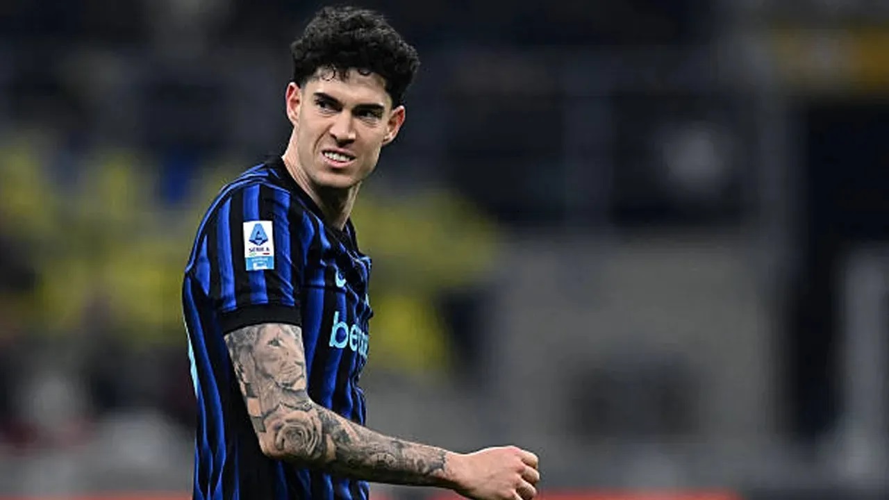 Barcelona Makin Agresif, Inter Siapkan List Pengganti Alessandro Bastoni