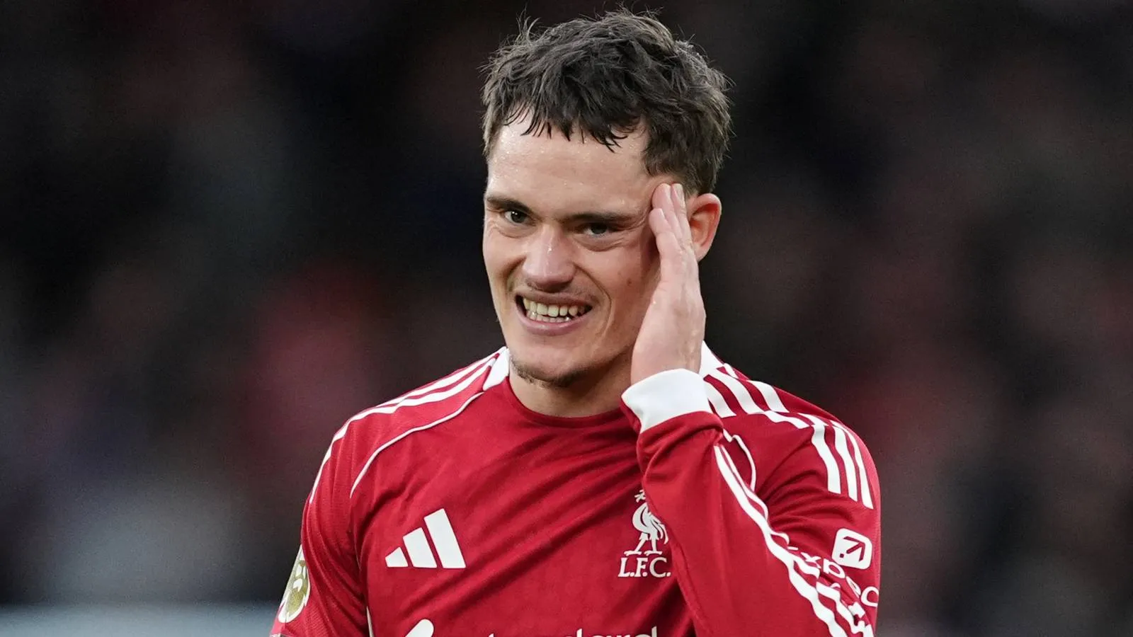 Daftar Rekrutan Terburuk Premier League Musim 2025-26 - sumber: (givemesport)