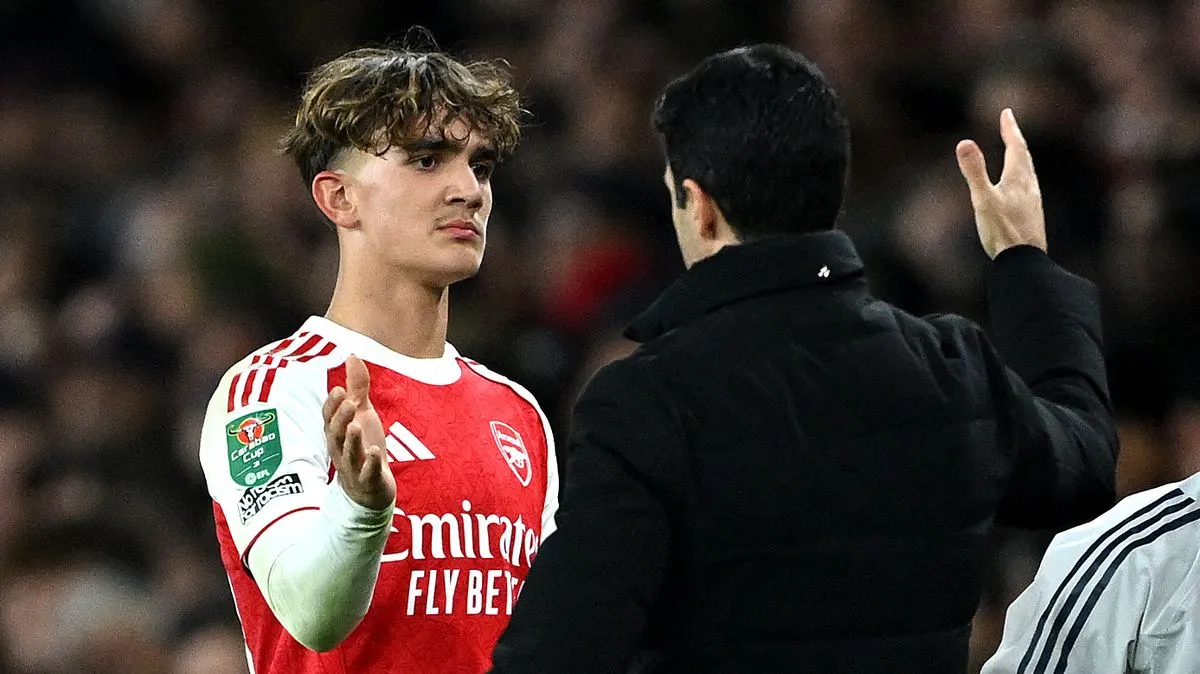 Dowman Siap Gantikan 5 Pemain Arsenal yang Absen di Final - sumber: (footballlondon)