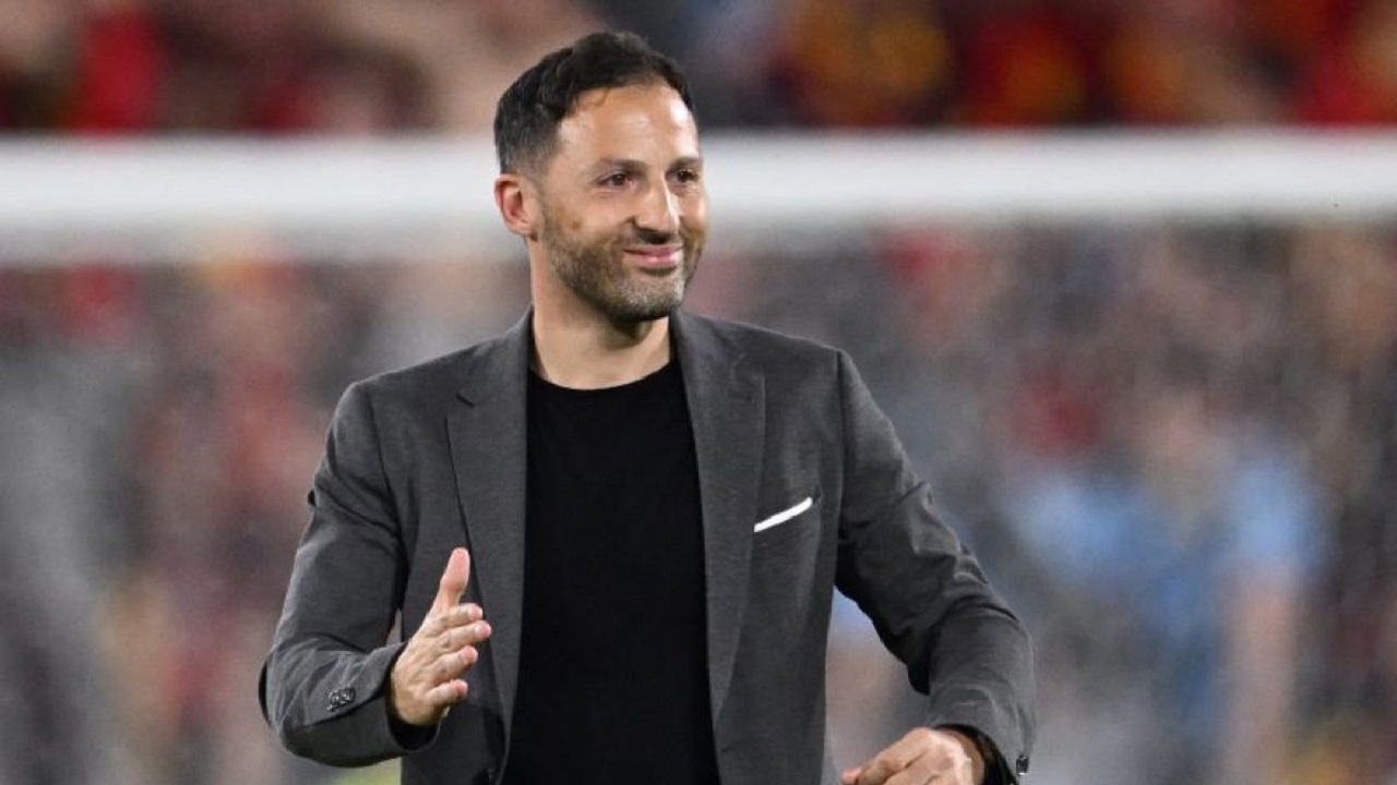 Fiorentina Bidik Domenico Tedesco Sebagai Pelatih di Musim Depan