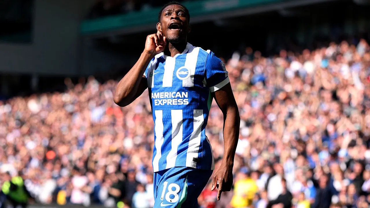 Hurzeler Nilai Danny Welbeck Layak Dipertimbangkan untuk Piala Dunia 2026