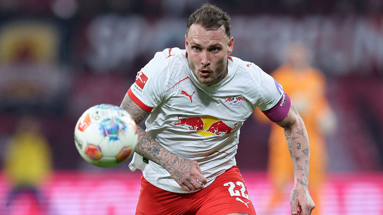 Leipzig Hancurkan Hoffenheim, David Raum Bangga dengan Performa Tim