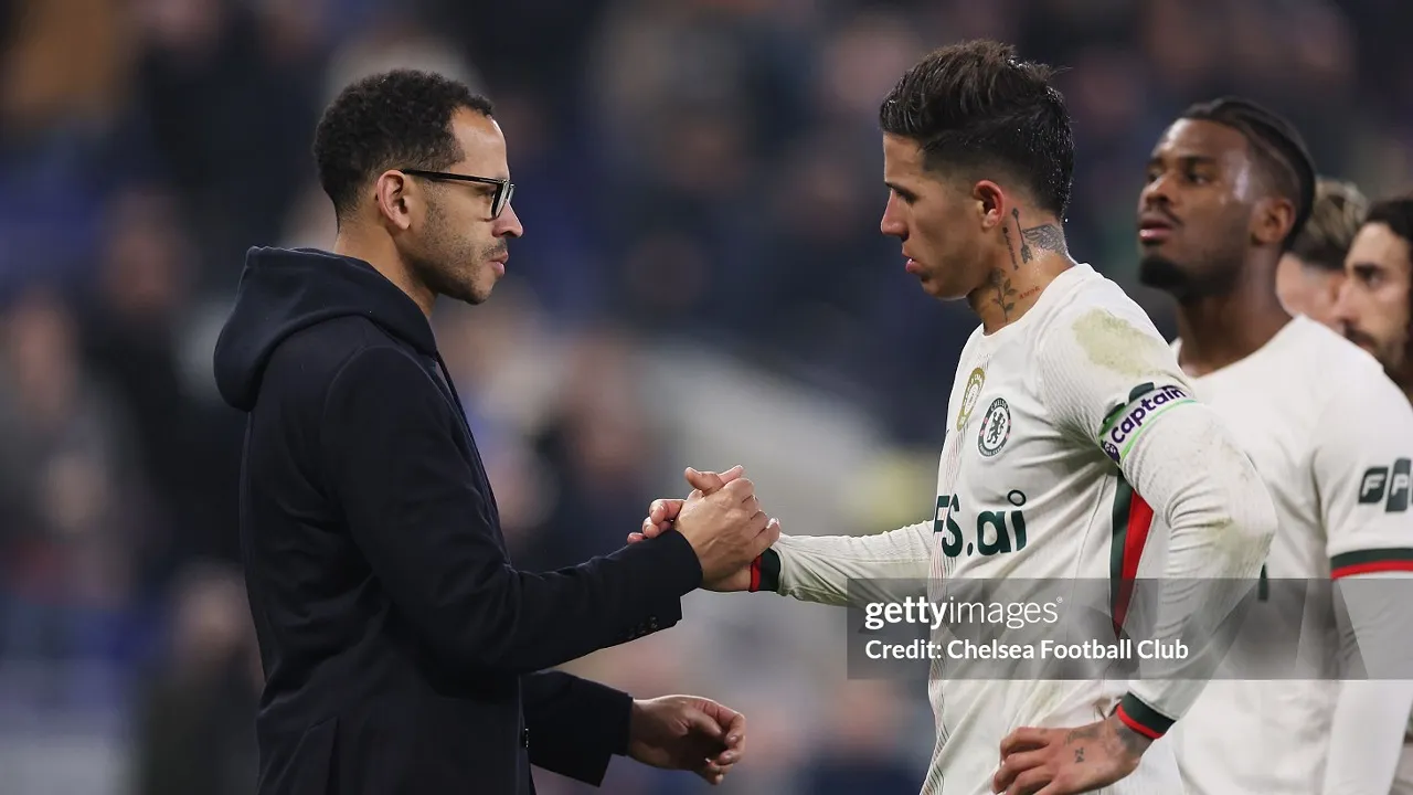 Liam Rosenior Tegaskan Bintang Chelsea Tak akan Pergi