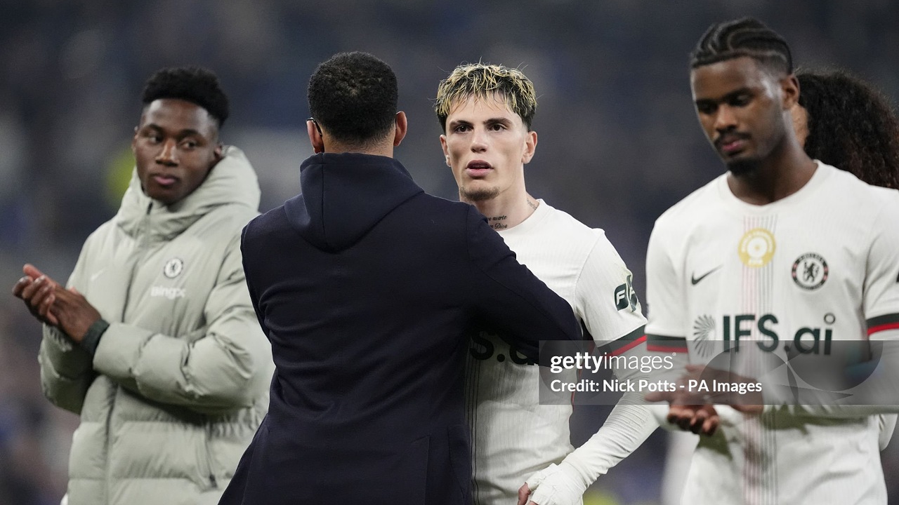 Rosenior Jelaskan Pergantian Garnacho saat Chelsea Kalah dari Everton