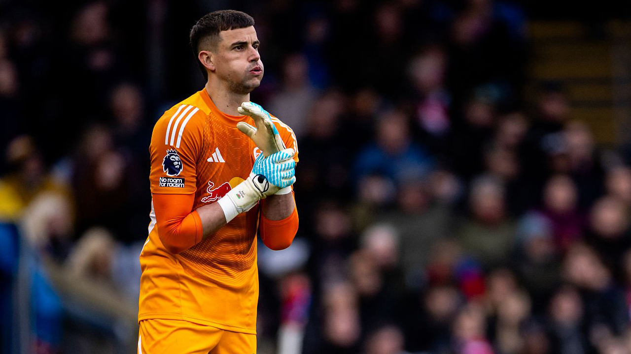 Satu Poin di Elland Road, Karl Darlow Nilai Leeds Masih di Jalur yang Benar