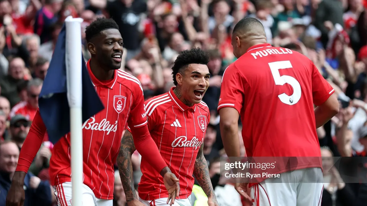 Danny Murphy Yakin Nottingham Forest Selamat dari Degradasi