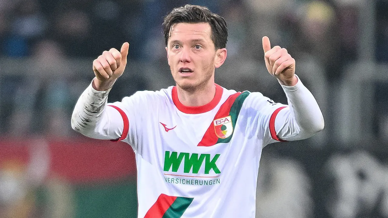 Dibantai Stuttgart, Michael Gregoritsch: Augsburg Gagal Ekseskusi Rencana