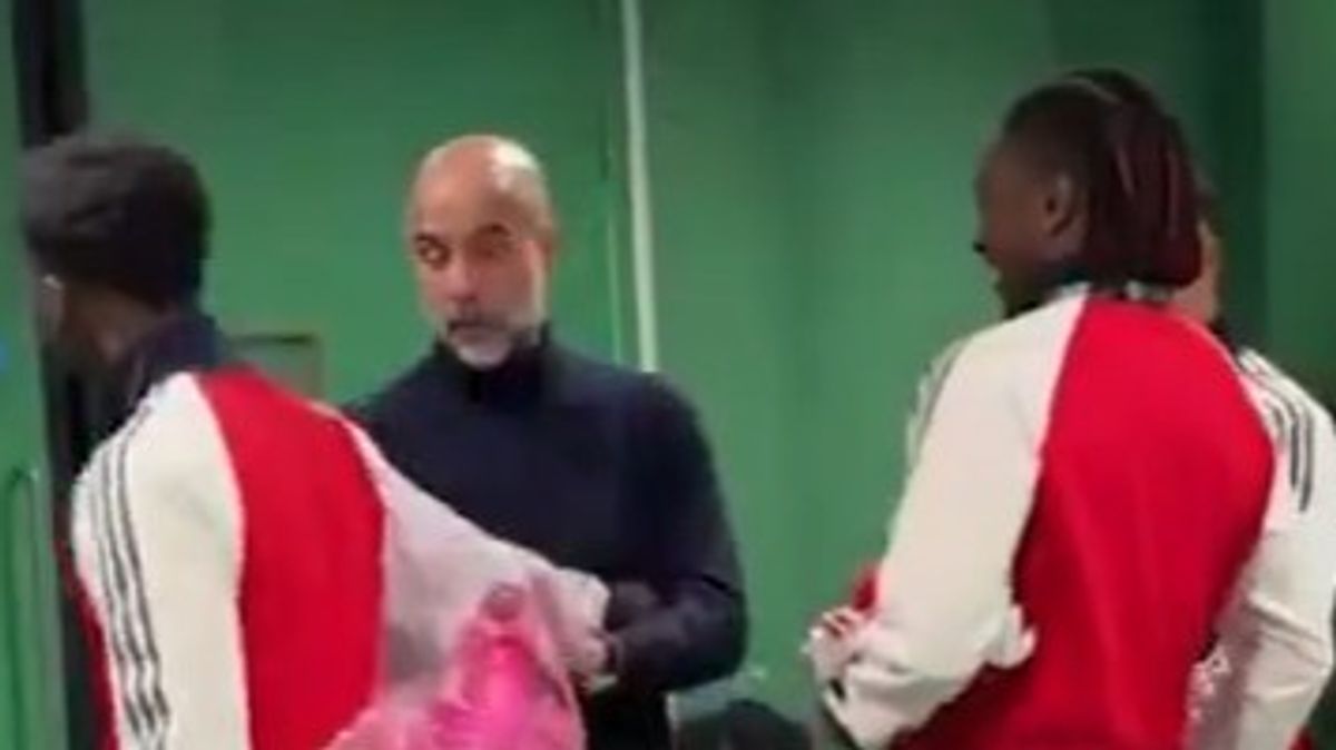 Guardiola Berinteraksi Hangat dengan Tiga Bintang Arsenal