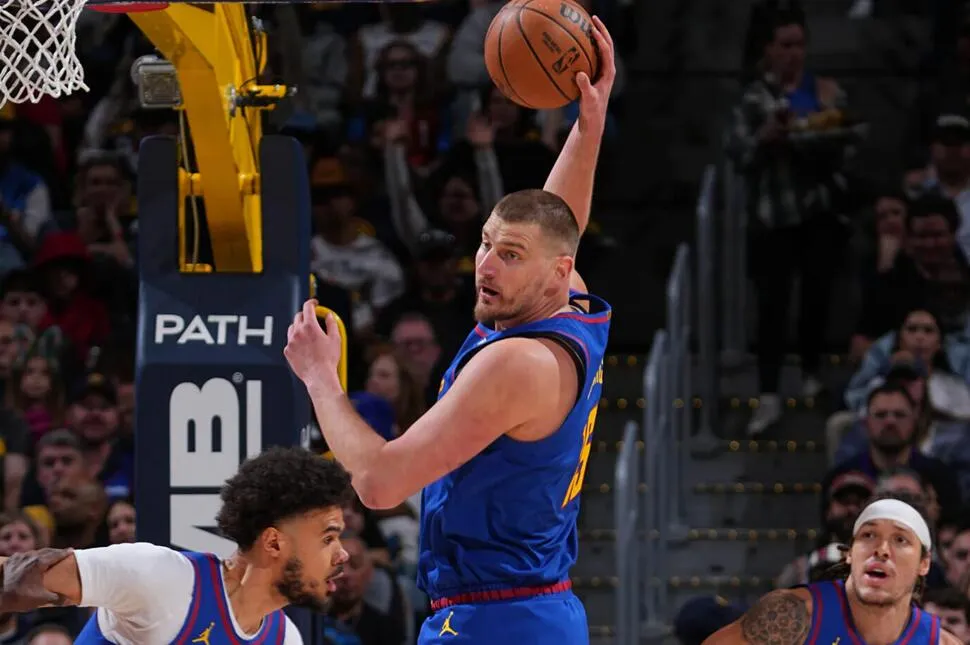 Jokic Cetak Tripel-Dobel ke-35, Nuggets Ungguli Blazers - sumber: (mainbasket)