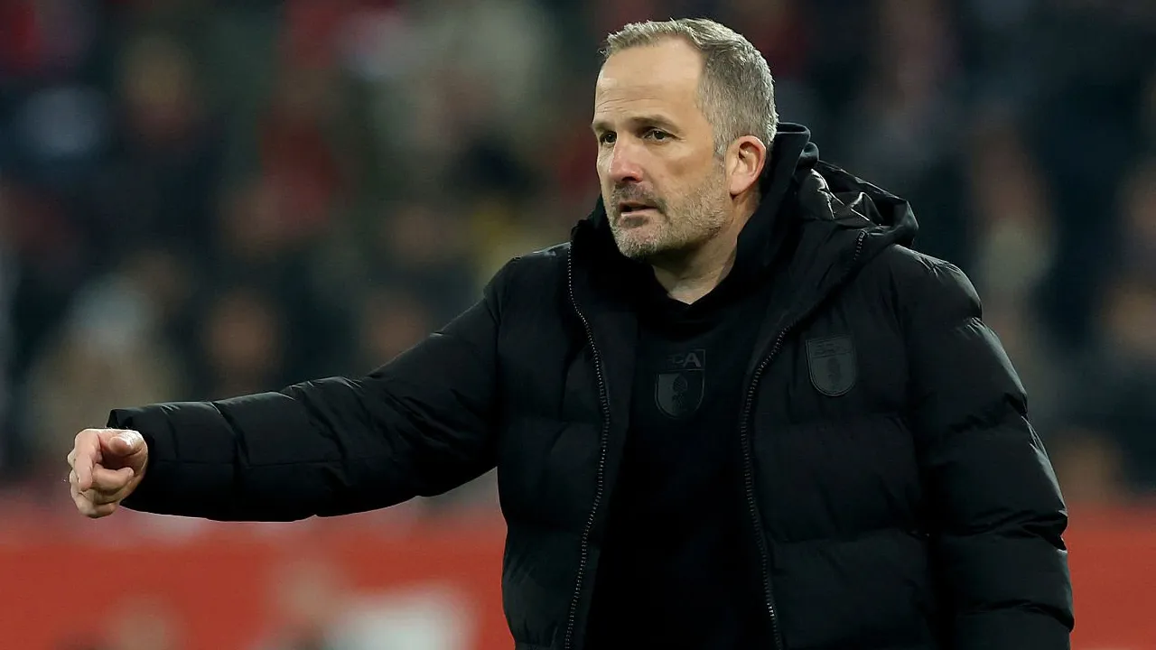 Manuel Baum Akui Stuttgart Masih Terlalu Kuat untuk Augsburg