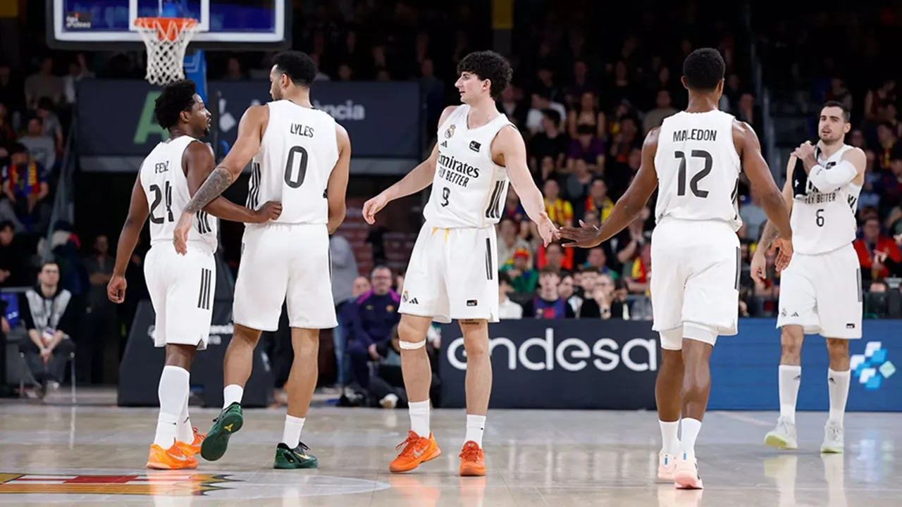 Real Madrid Basketball Raih Kemenangan Telak Lawan Barcelona