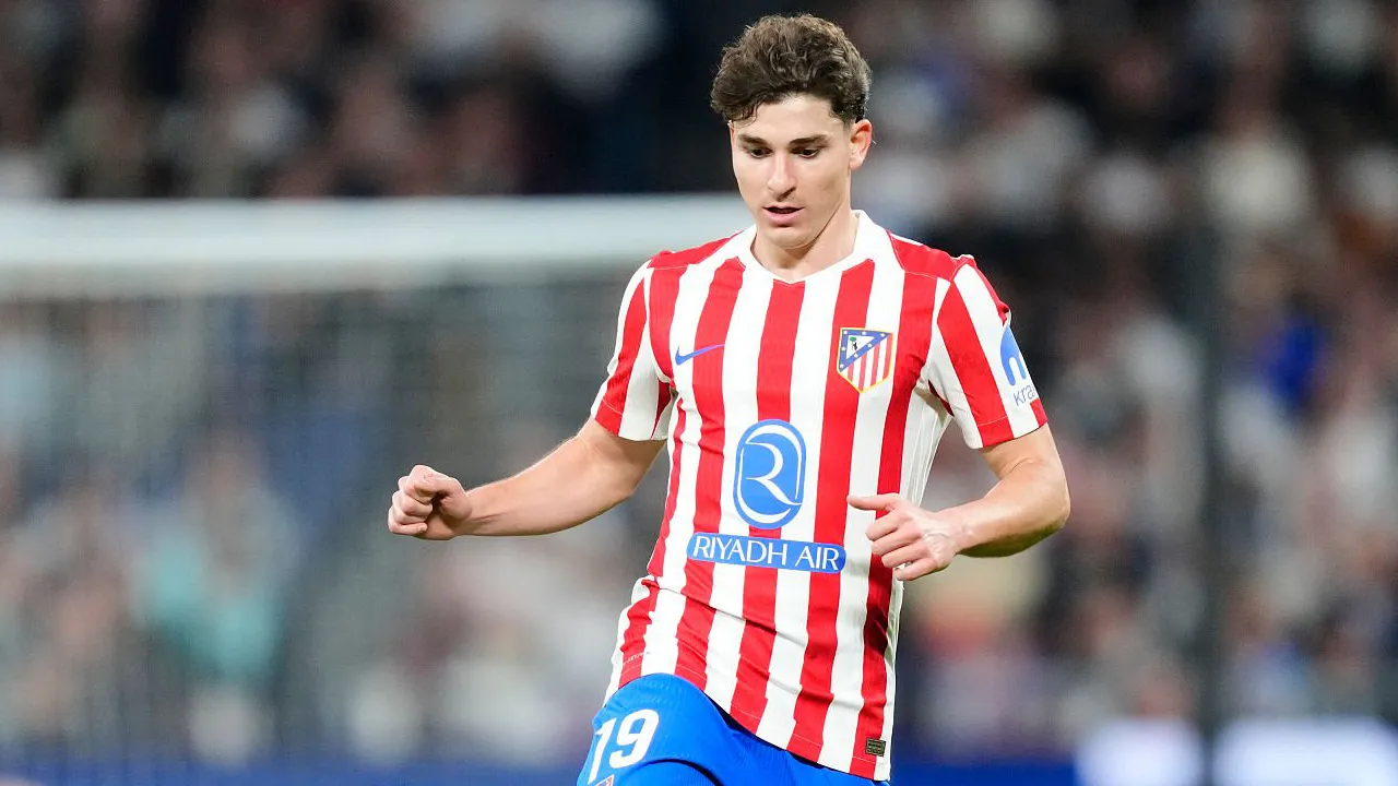 Barcelona Siapkan Dua Opsi Taktik Jika Berhasil Gaet Julian Alvarez