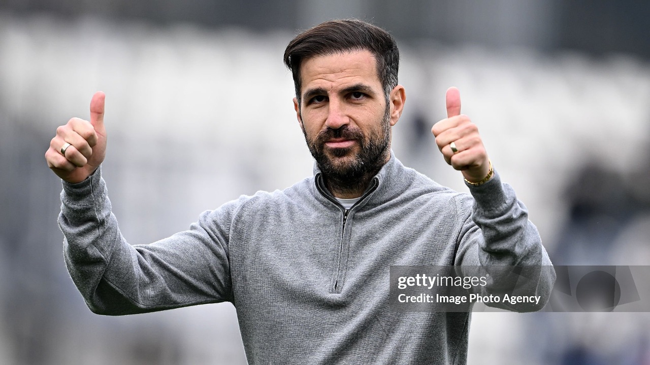 Cesc Fabregas Masuk Radar Chelsea untuk Gantikan Liam Rosenior