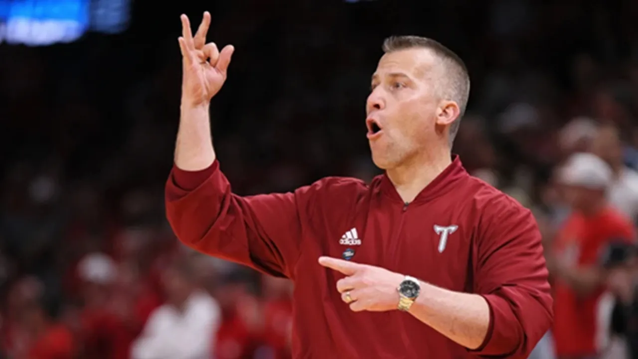 Georgia Tech Tunjuk Scott Cross sebagai Pelatih Baru