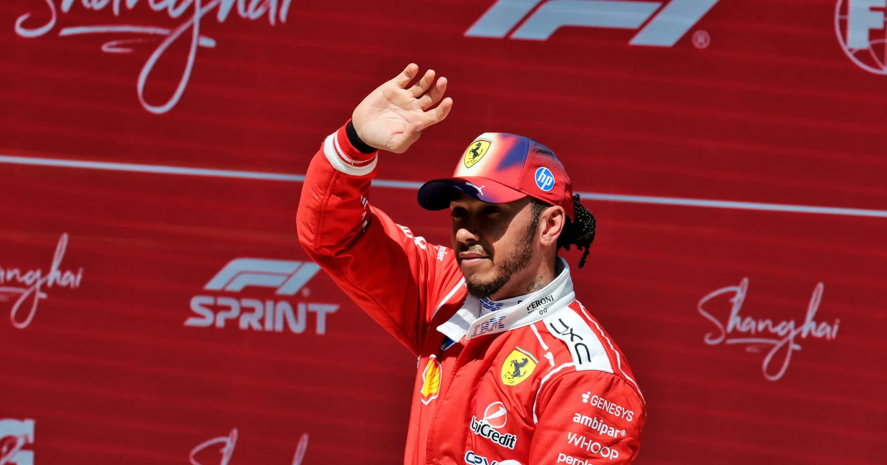 Hamilton Didukung untuk Mengganggu Pikiran Leclerc - sumber: (racingnews365)