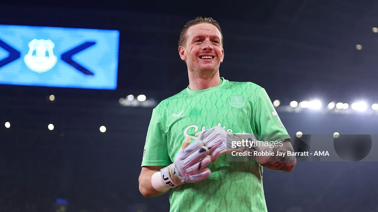 Jordan Pickford sebut performa di Everton jaga posisinya di timnas Inggris