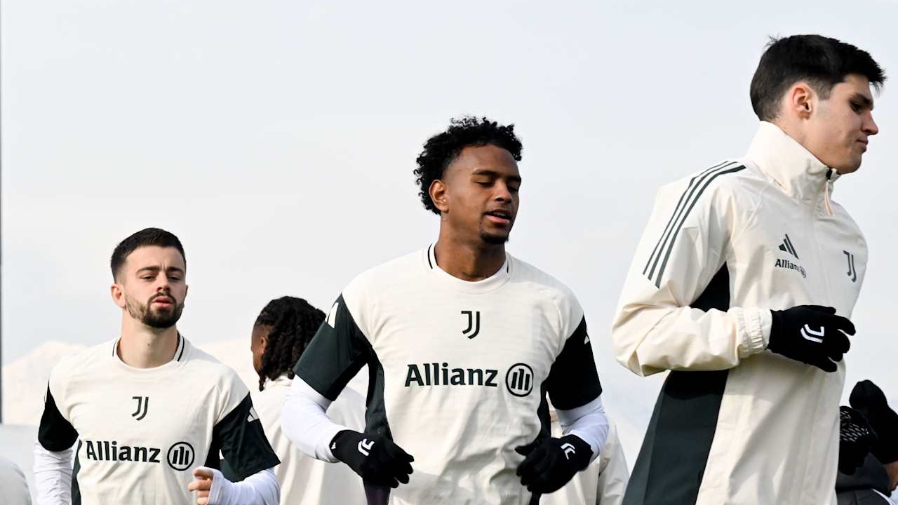 Juan Cabal Berpotensi Tinggalkan Juventus, Crystal Palace Tertarik