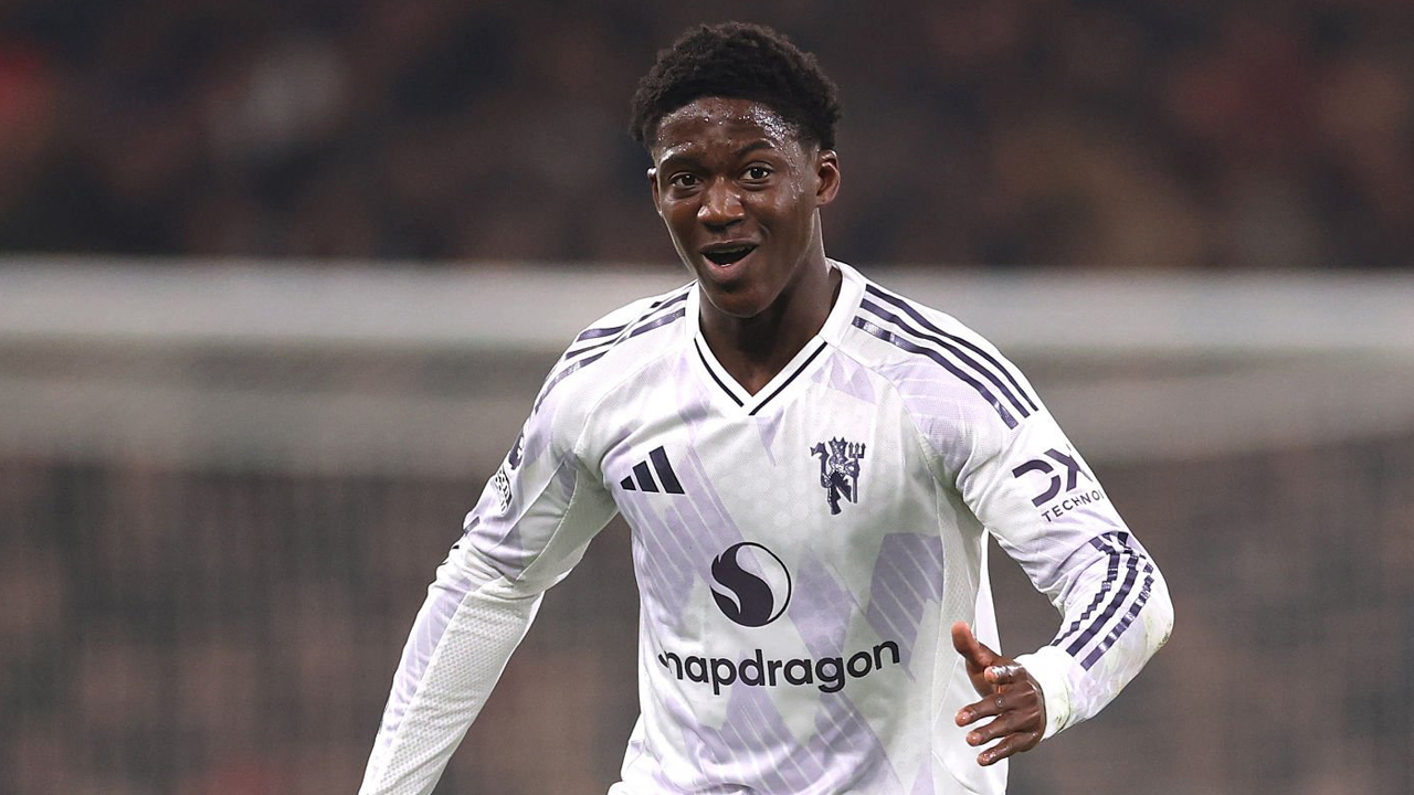 MU Segera Tuntaskan Kontrak Baru Kobbie Mainoo dan Harry Maguire