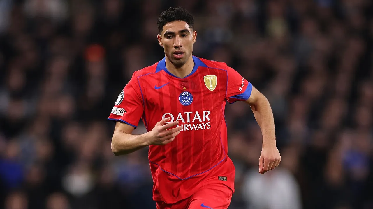 Agen Tegaskan Achraf Hakimi Bahagia di PSG dan Bantah Rumor ke Madrid