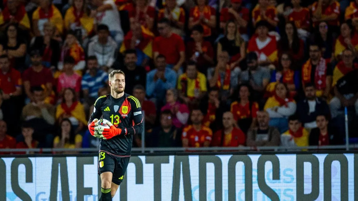 Alex Remiro Buka Peluang Pindah ke Barcelona - sumber: (footballespana)