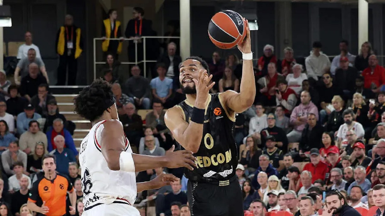 AS Monaco Menang Dramatis Melawan Armani Milan