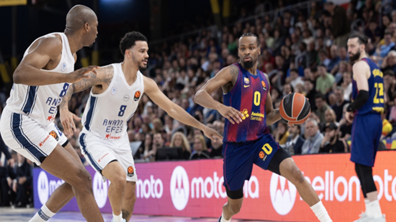 Barcelona Basket Hantam Anadolu Efes, Jaga Peluang ke Playoff