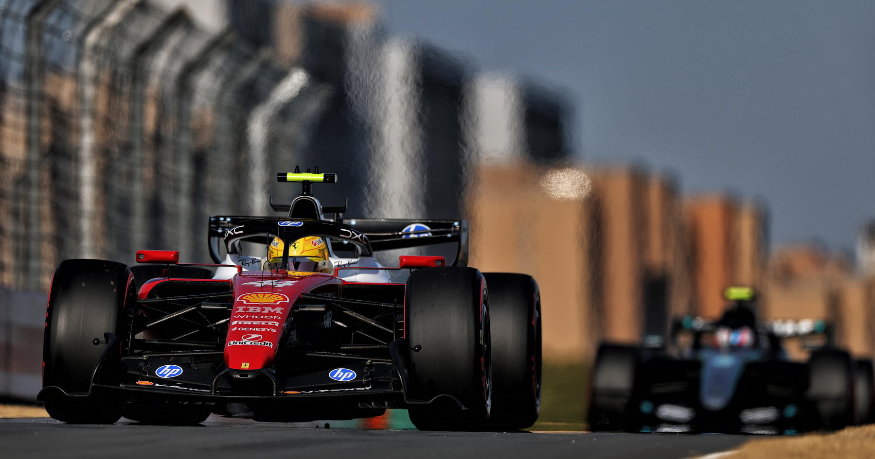 Bisakah Ferrari Tantang Mercedes di GP Jepang F1?