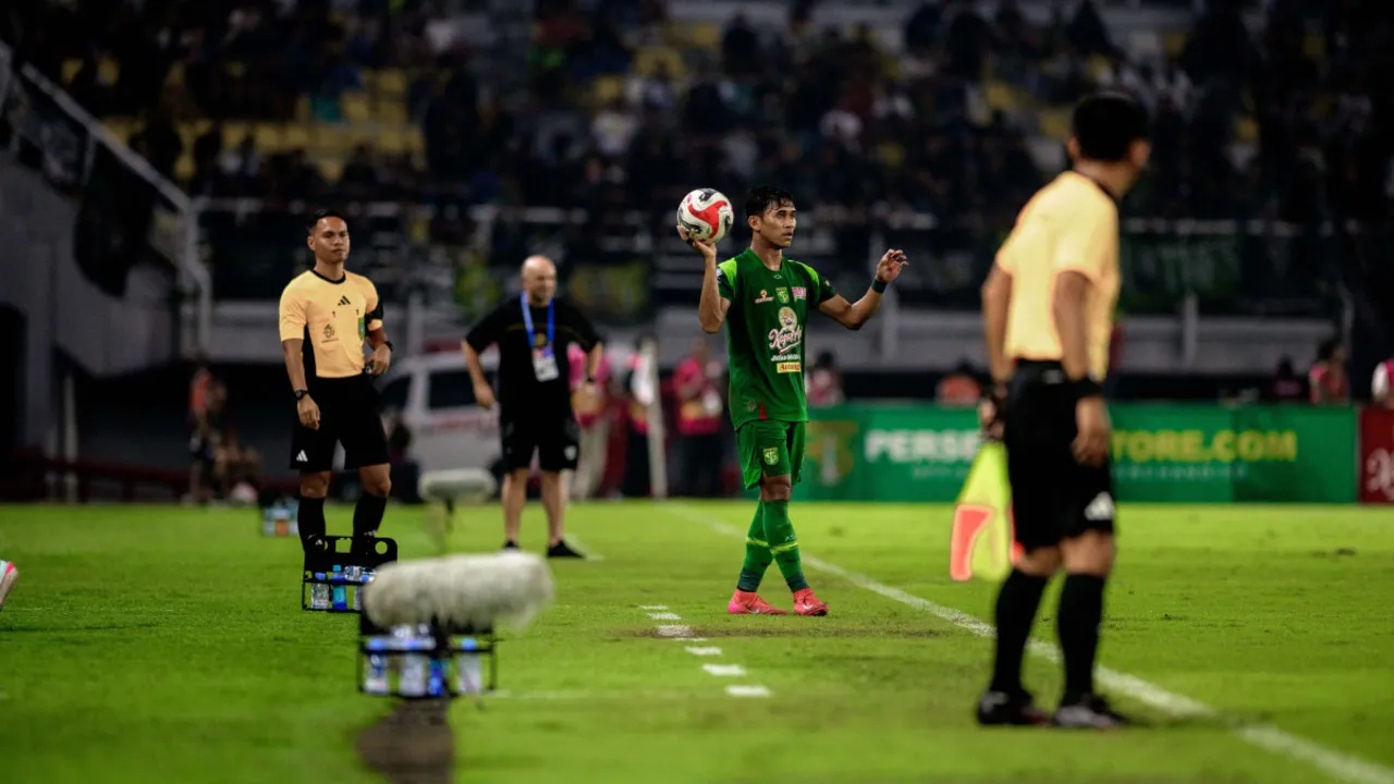 Pemain bertahan Persebaya Surabaya, Catur Pamungkas