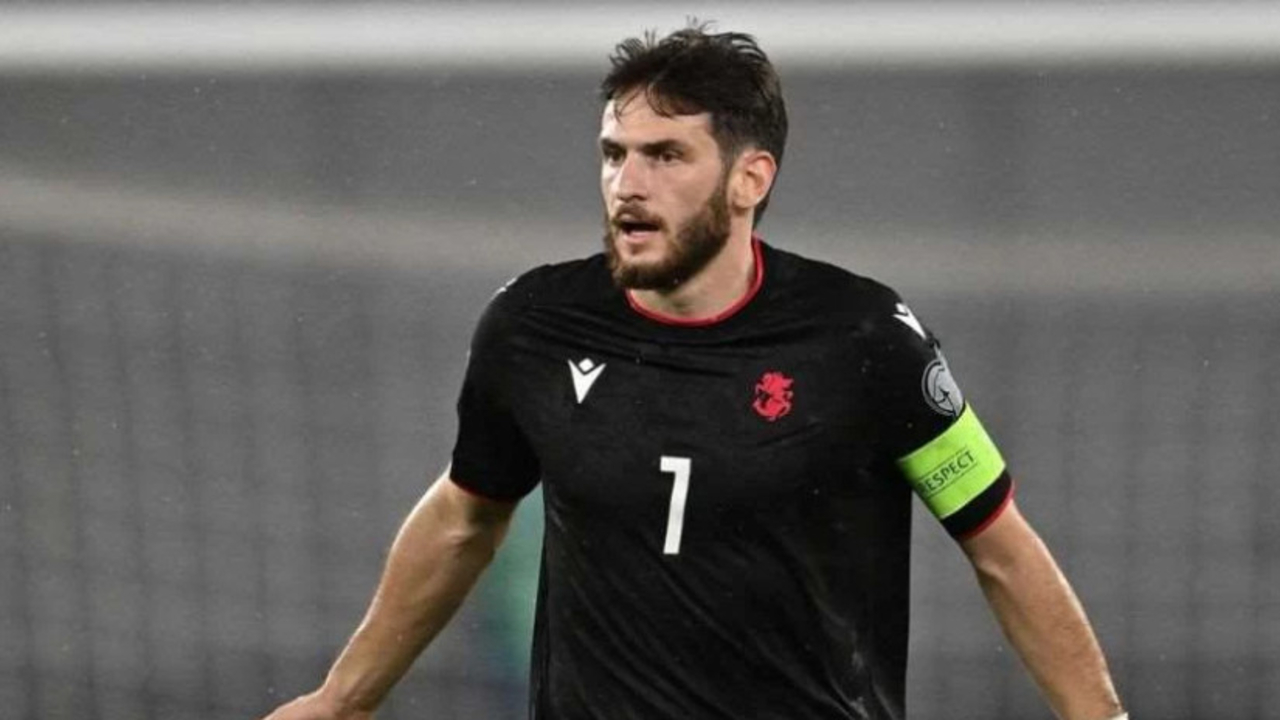 Khvicha Kvaratskhelia Diangkat Jadi Kapten Baru Georgia