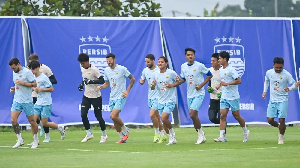 Kondisi Kebugaran Pemain Persib Dipantau Ketat Pasca Libur Lebaran - sumber: (ileagueid)