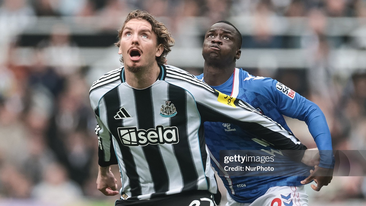 Michael Owen Ragukan Nick Woltemade, Newcastle Diminta Cari Striker Baru