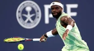 Peringatan Frances Tiafoe Terhadap Jannik Sinner Jelang Jumpa Di Miami