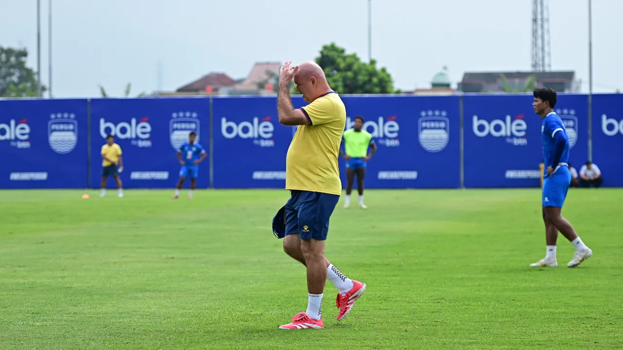 Pelatih Persib, Bojan Hodak