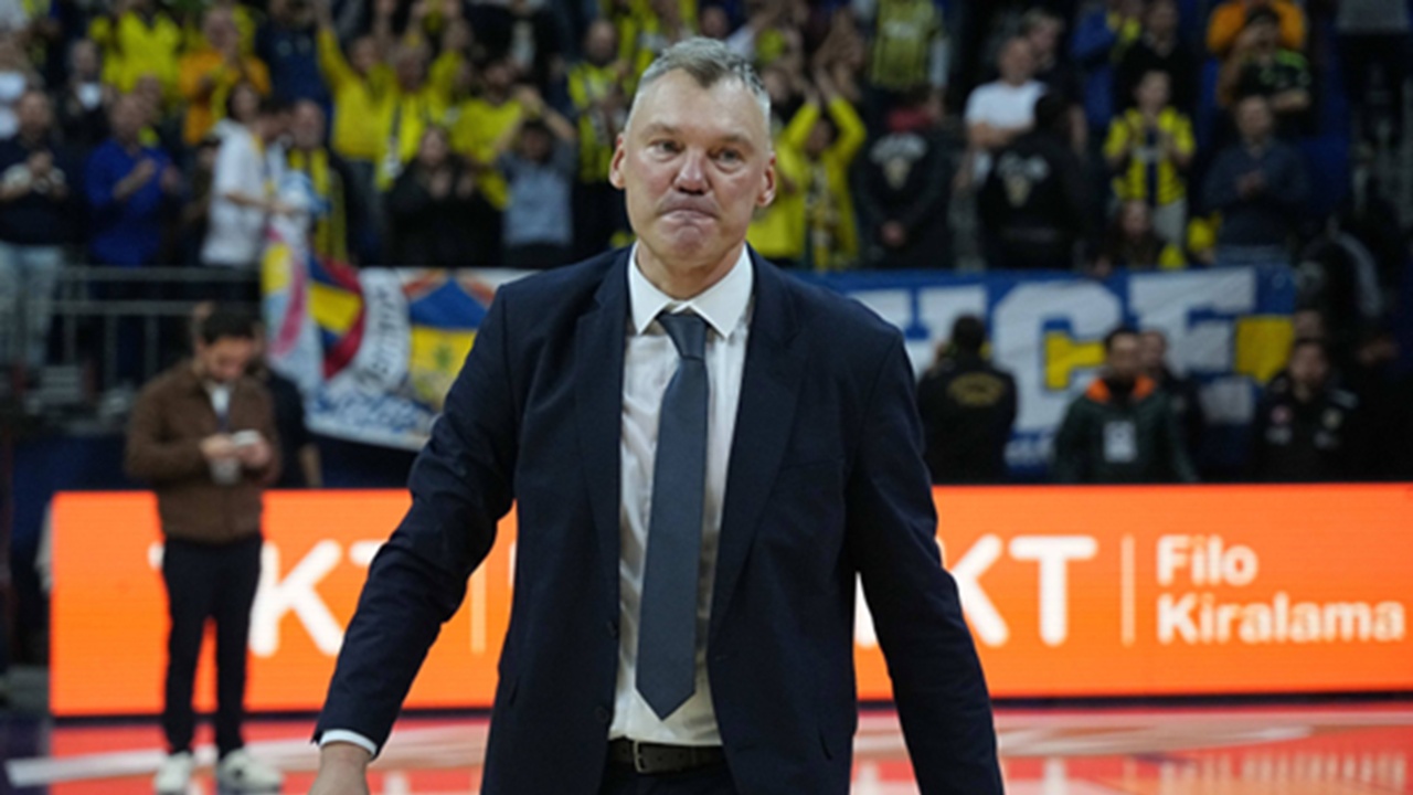 Sarunas Jasikevicius Kecewa dengan Penampilan Fenerbahce Lawan Maccabi