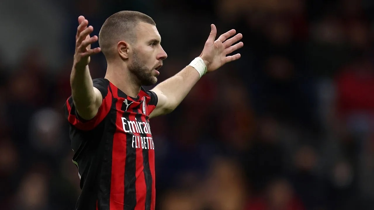 Strahinja Pavlovic Kembali Masuk Daftar Target Galatasaray di Musim Panas