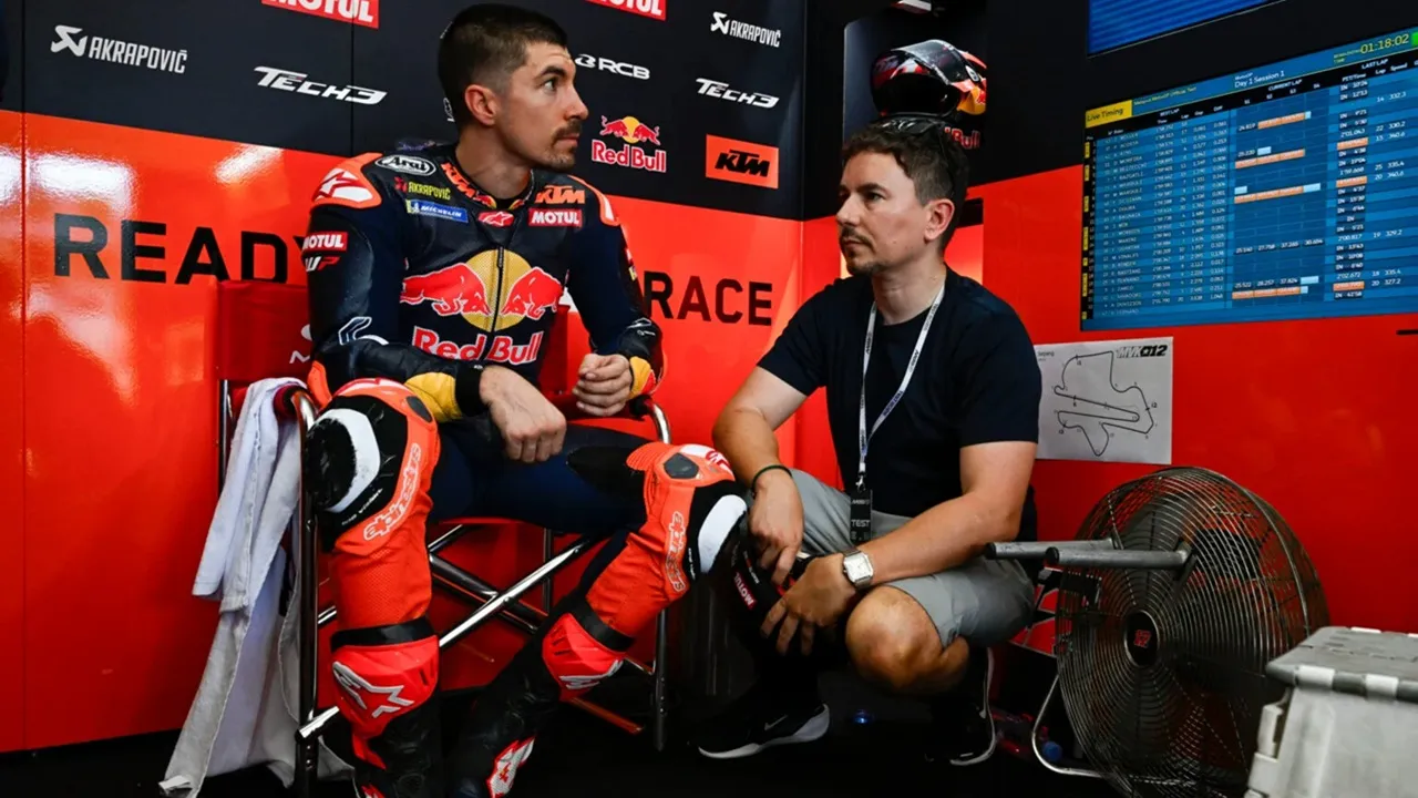 Maverick Vinales dan Jorge Lorenzo