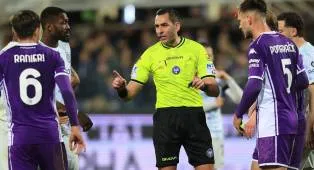 Wasit Tegas, Fiorentina dan Inter Harus Puas Berbagi Angka